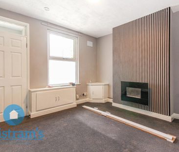 2 bed Semi-Detached House for Rent - Photo 1