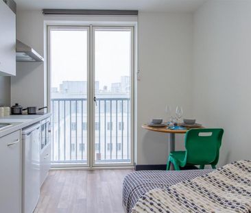 Studio to rent - Photo 5