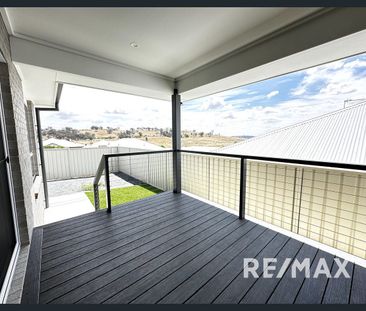 New Build in Lloyd - Photo 4