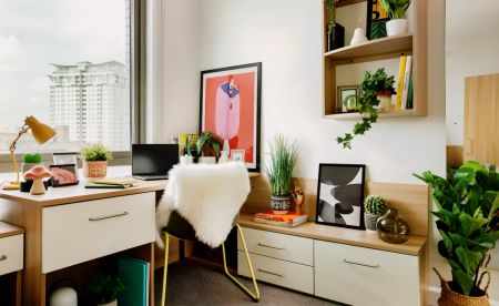 PARTLY ACCESSIBLE ENSUITE - Photo 2