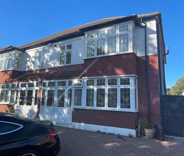 Bath Road, Hounslow, TW3 - Photo 2