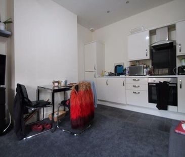 2 bedroom house to rent - Photo 2
