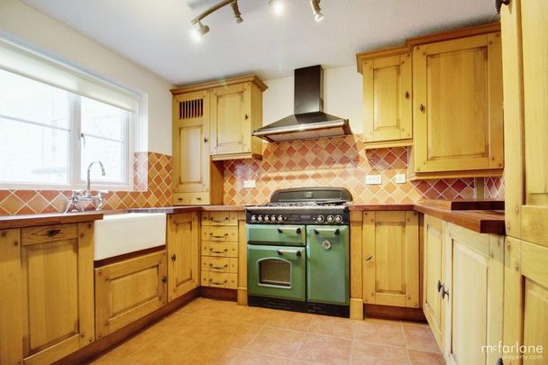 4 bedroom detached house to rent - Photo 1