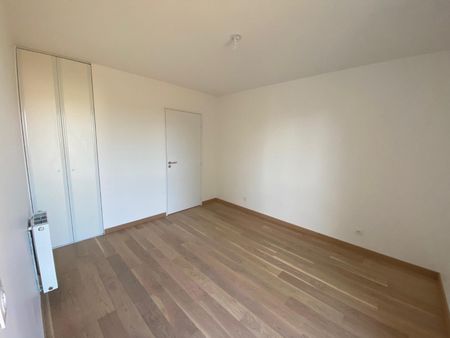 Location Appartement 2 pièces 40m² DECINES CHARPIEU 69150 - Photo 4