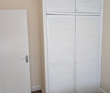 3 Bed Terraced House, Clayton Avenue, HA0 - Photo 3