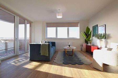 Two Beds, Foundry House, Elmsleigh Road, Staines-upon-thames, Surrey, TW18 - Photo 2