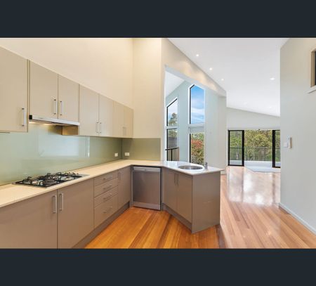 40b Park Royal Dr, Floraville, NSW 2280 - Photo 2