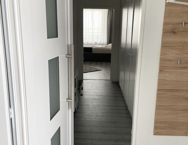 Miete inkl. Nebenkosten: 1.250 € pro Monat, plus Strom, inkl. Heizung - Foto 1