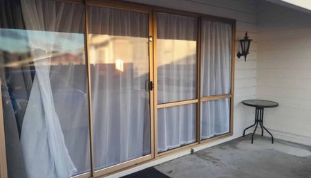 Furnished studio unit - Hawera - Photo 5