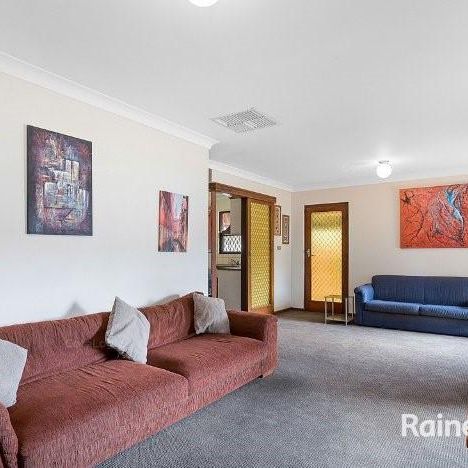 Family living at an affordable price. - Photo 1