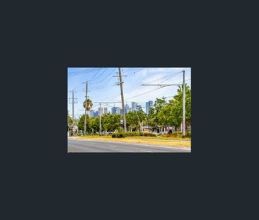 Ground Floor, Boutique Block, Prime Location! - Photo 5