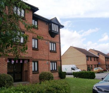 Vicarage Way, Colnbrook, Berkshire,SL3 - Photo 6