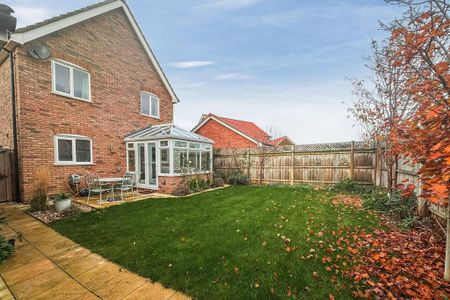 3 bedroom detached house to rent - Photo 5