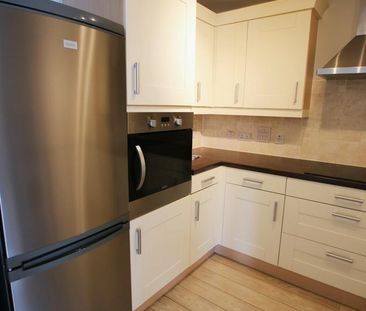 2 bedroom apartment to rent - Photo 3