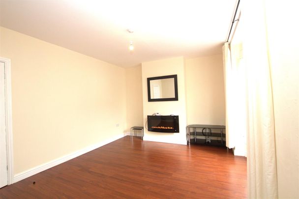 2 bedrooms Apartment for Sale - Photo 1