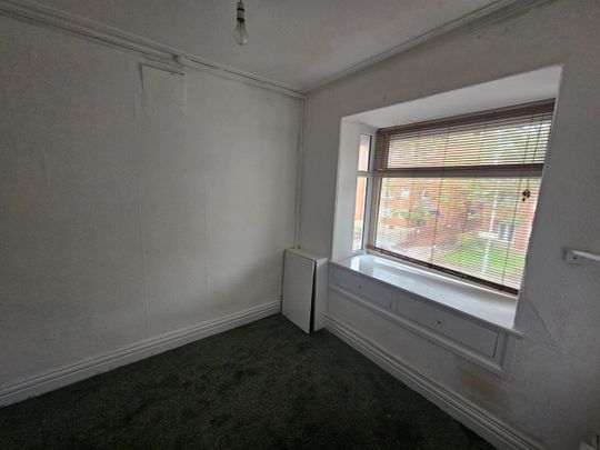 1 Bed Flat, Rowson Street, CH45 - Photo 1