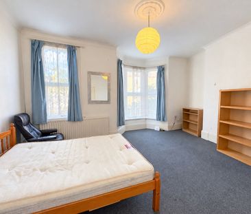 2 Bed Flat, Crayford Road, N7 - Photo 4