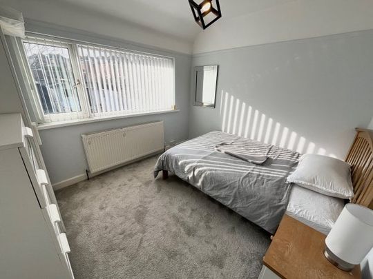 Room 1, Birmingham, B26 - Photo 1