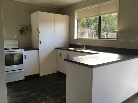 10a St Anne Place, Toi Toi, Nelson - Photo 3