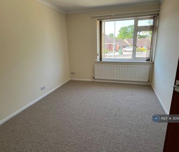 3 bedroom bungalow to rent - Photo 3