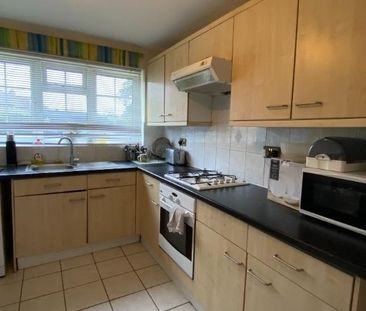 House share to rent - Photo 4