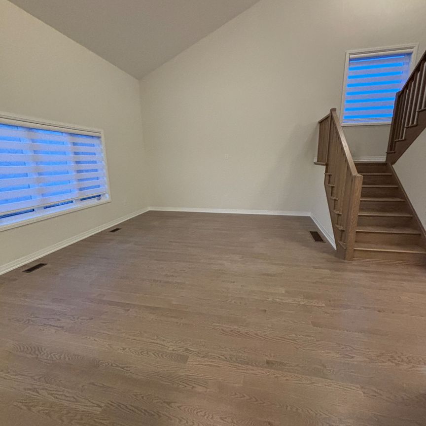 For Lease - 3114 Searidge Street, Out of Area, Ontario - Photo 1