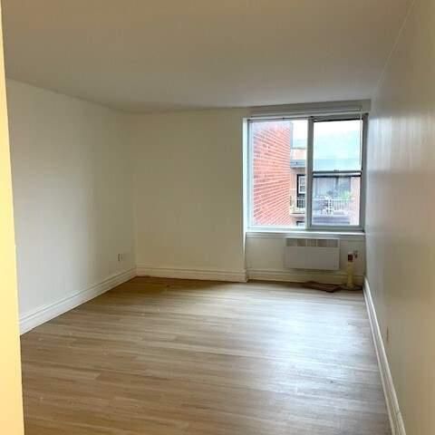 Studio - Westmount - $1,200 /mo - Photo 1