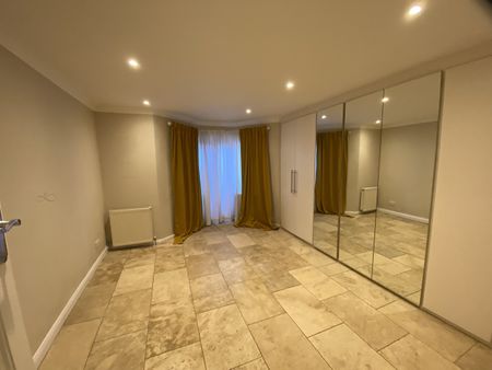 1 Bed Flat, Buckingham Place, BN1 - Photo 4