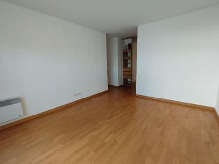 Appartement 4 pièces 107m2 MARSEILLE 9EME 1 861 euros - Photo 5