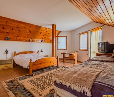 Vila 7 camere,250 mp,semineu,terase,800 mp teren,rezidential - Fotografie 3