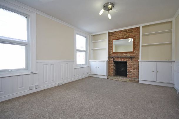 2 Bed Maisonette, Grange Park Road, CR7 - Photo 1