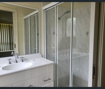 Great Location - Photo 6