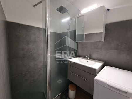 PAU : LOCATION - Joli T2 de 42 m² avec balcon et parking - Photo 4