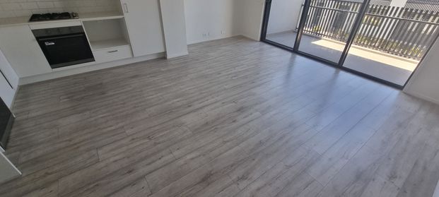 Clyde North - Photo 1