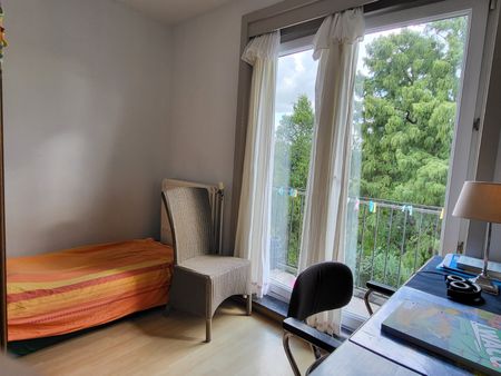 Ruim 3-slaapkamerappartement in hartje Deinze - Photo 3