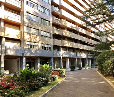 Beautiful 178 m2 apartment for rent in Cologny - Photo 2