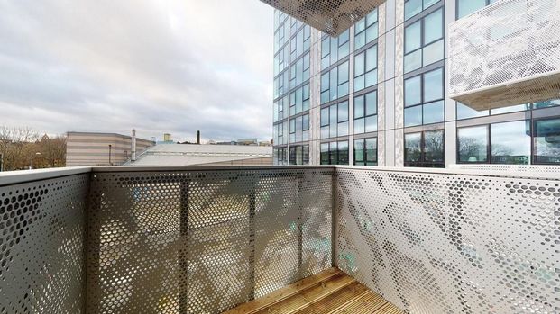 Studio to rent - Photo 1