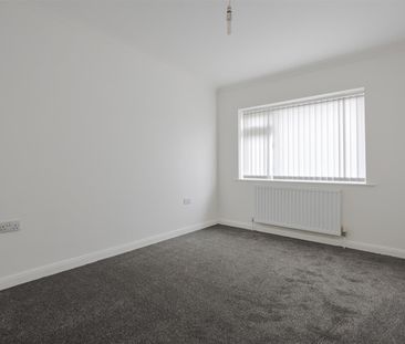 To Let 3 Bed Bungalow - Semi Detached - Photo 4