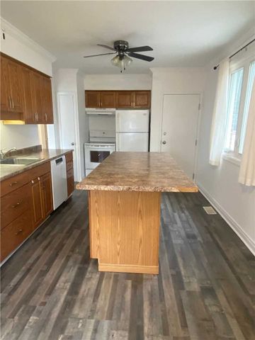 For Lease - 125 Innisfil Street, Barrie, Ontario - Photo 4