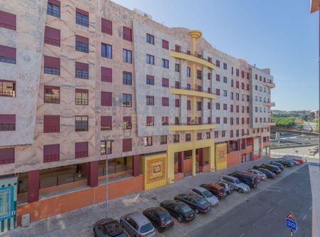 Almada, Setúbal Municipality - Photo 4