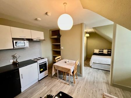 1 Bed Flat, Glazbury Road, W14 - Photo 3