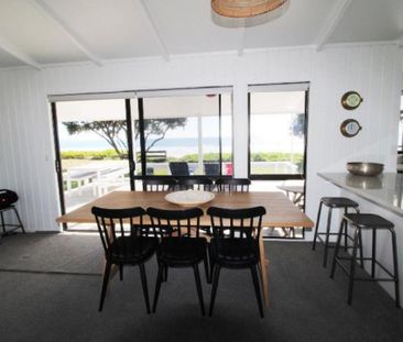 1980's Beach Front Beauty - Photo 6