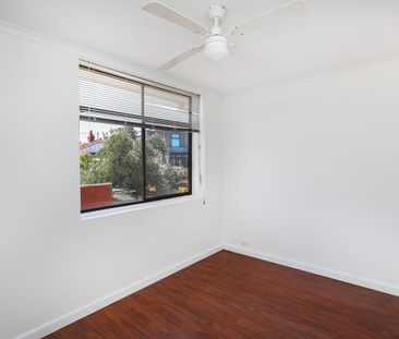 1 BED IN GREAT LOCATION! - Photo 2