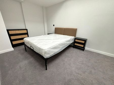 2 bedroom apartment to rent - Photo 3