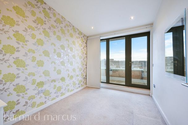 Station Approach - Photo 1