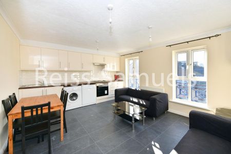 5 bedroom terraced house to rent - Photo 2