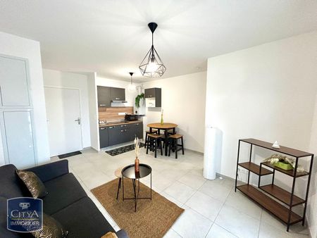 Location Appartement 2 pièces 38m² BOURG EN BRESSE 01000 - Photo 3