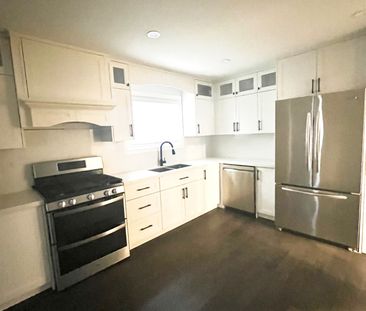 For Lease - 2380 Bridge Road, Oakville, Ontario - Photo 5