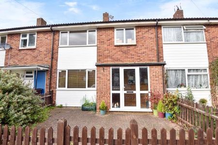 3 bedroom terraced house to rent - Photo 5
