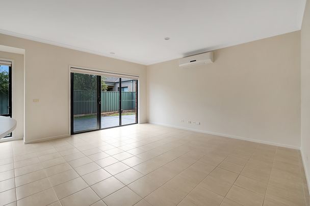 63 Park Orchard Drive, Pakenham VIC 3810 - House For Rent | Domain - Photo 1